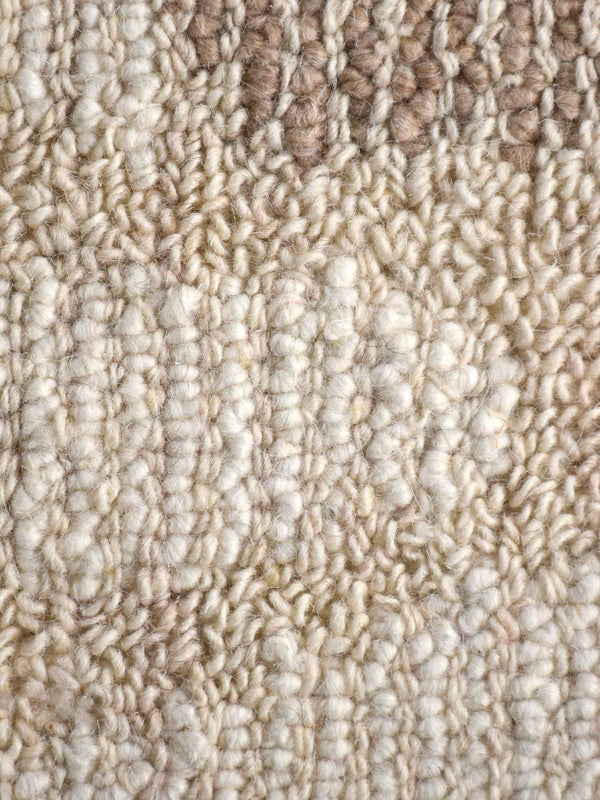 MLAVA RUG - IVORY/ BEIGE - WOOL - HAND WOVEN, OVER TUFTED