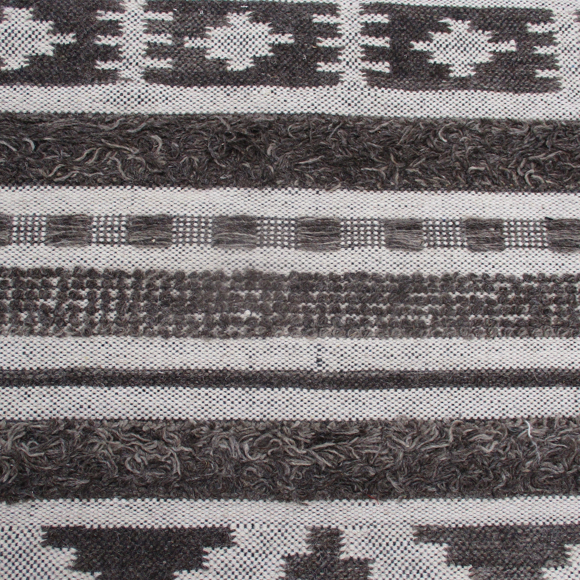 Area Rug, Bedroom Rug, Living Room Rug, Living Area Rug, Indian Rug, Office Carpet, Office Rug, Shop Rug Online, Wool, Charcoal, Natural White, Pitloom, Cut And Loop, intricate