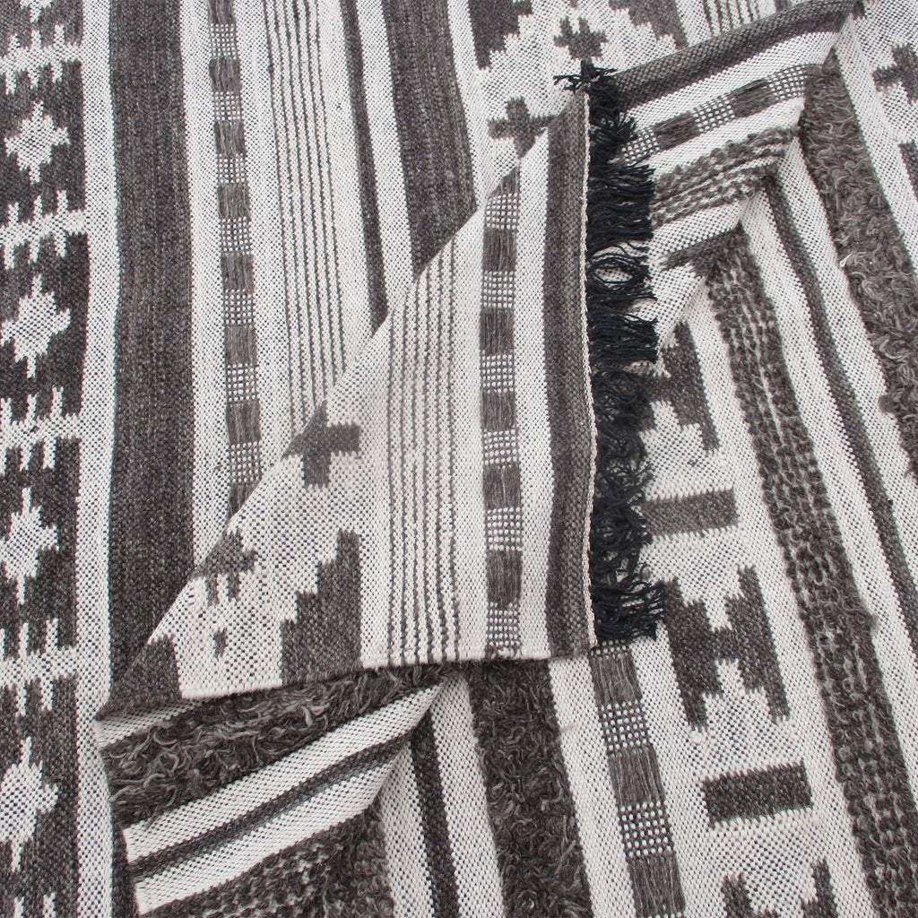 Area Rug, Bedroom Rug, Living Room Rug, Living Area Rug, Indian Rug, Office Carpet, Office Rug, Shop Rug Online, Wool, Charcoal, Natural White, Pitloom, Cut And Loop, intricate