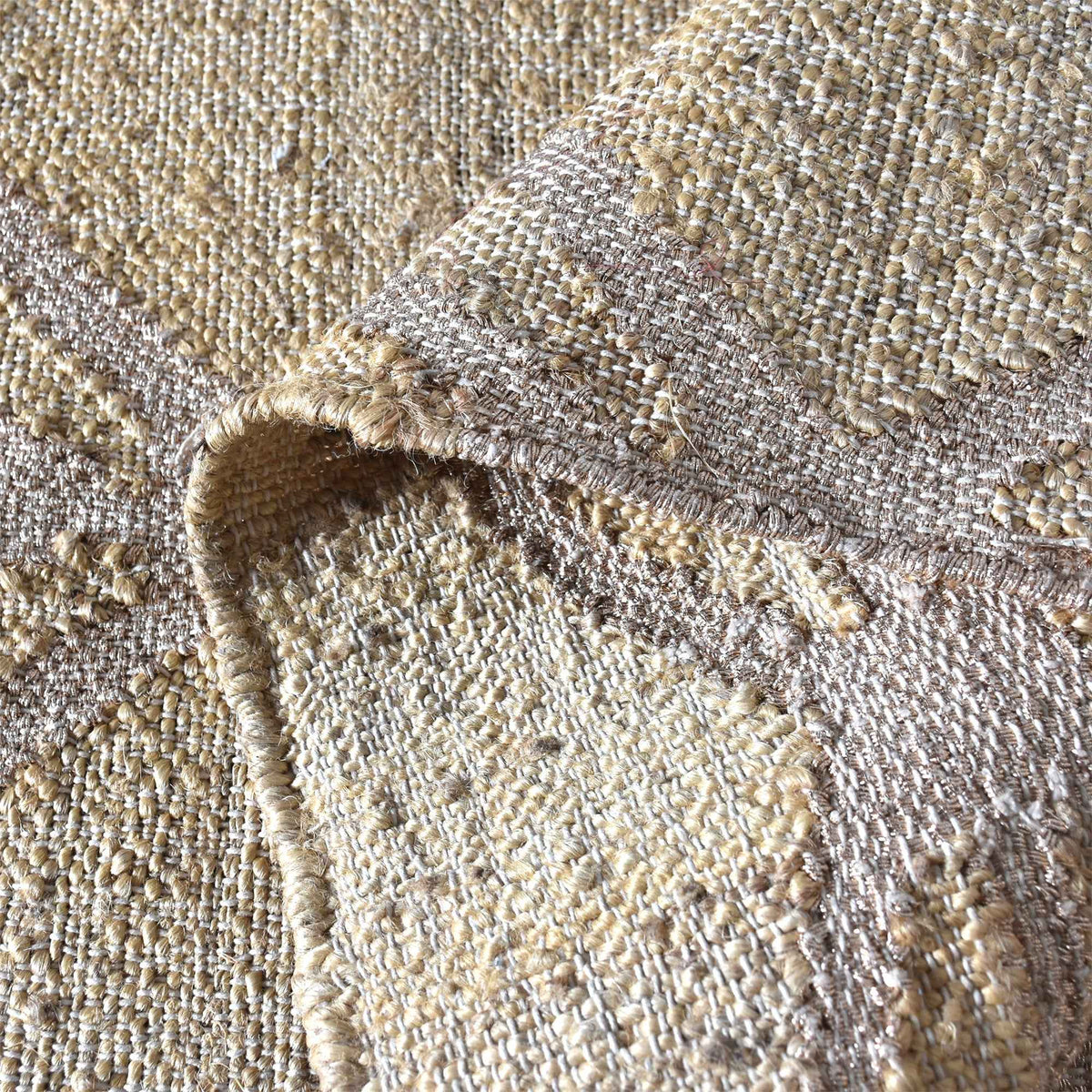 AMRIK RUG - HEMP/ LUREX