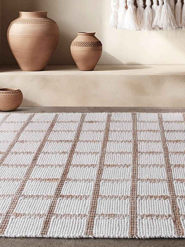 BAUGUR - IVORY/NATURAL - HAND WOVEN - WOOL + JUTE