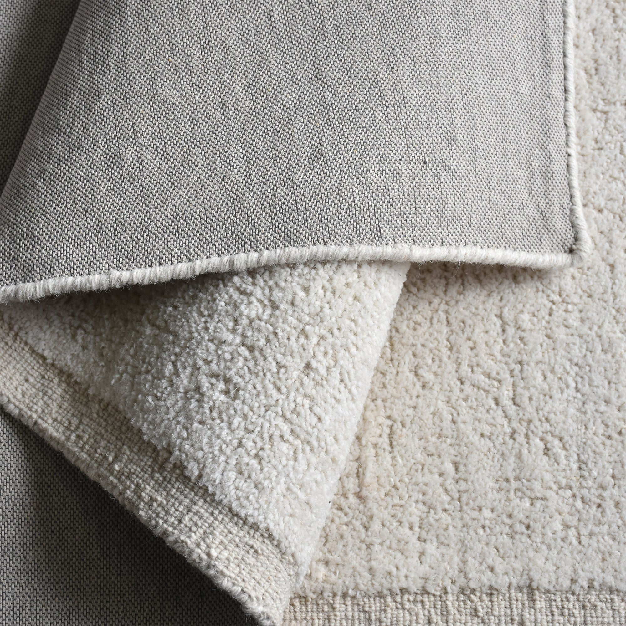 BOUVET RUG - WOOL