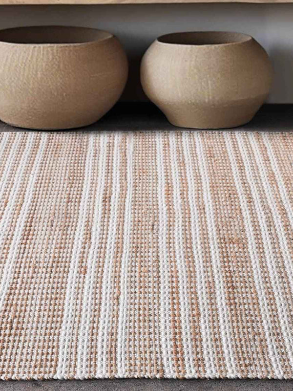 BYGGO - IVORY/NATURAL - HAND WOVEN - WOOL + JUTE