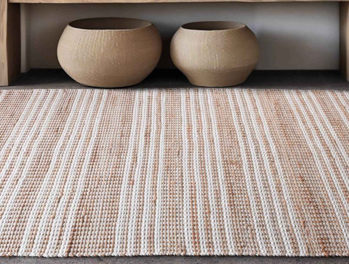 BYGGO - IVORY/NATURAL - HAND WOVEN - WOOL + JUTE