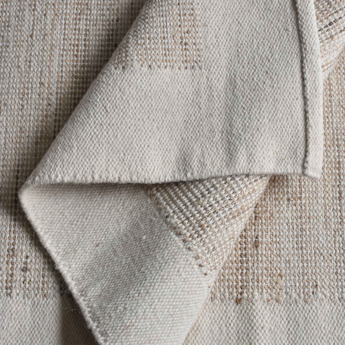 Monolith & Heart Casitas-II Hand-Woven Jute & Wool Rug, Natural White & Natural