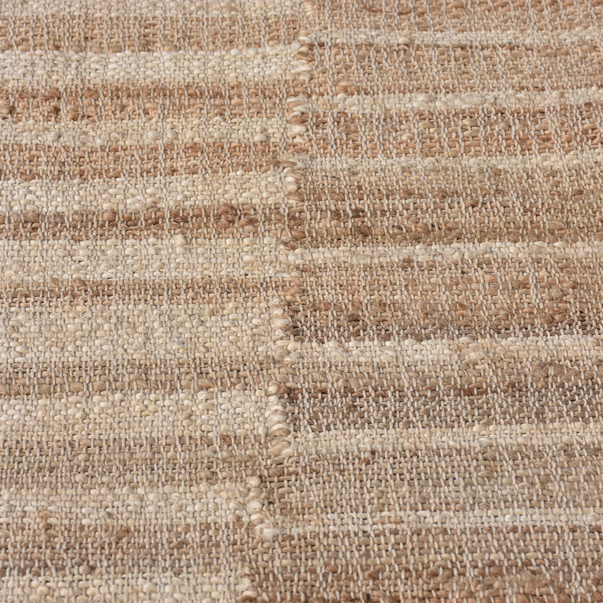 DAGGETT RUG - JUTE