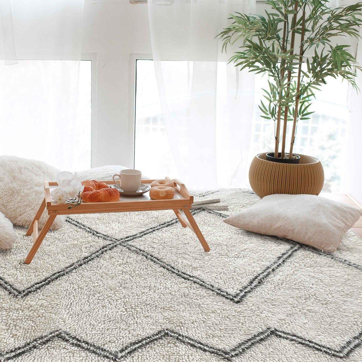 Monolith & Heart Elburg Table-Tufted New Zealand Wool Rug, Natural White & Grey