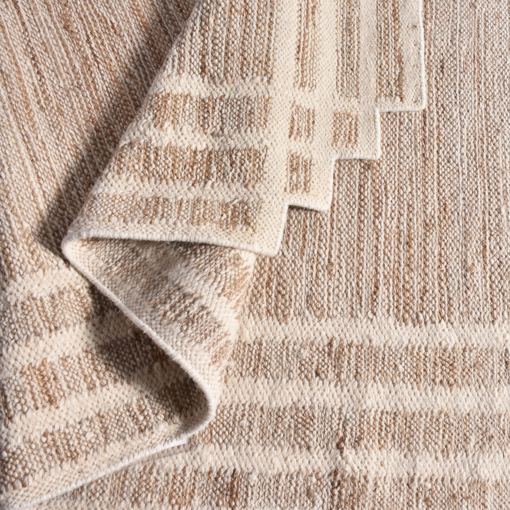Area Rug, Bedroom Rug, Living Room Rug, Living Area Rug, Indian Rug, Office Carpet, Office Rug, Shop Rug Online, Hemp, Wool, Natural, Natural White, Punja, Flat Weave, intricate