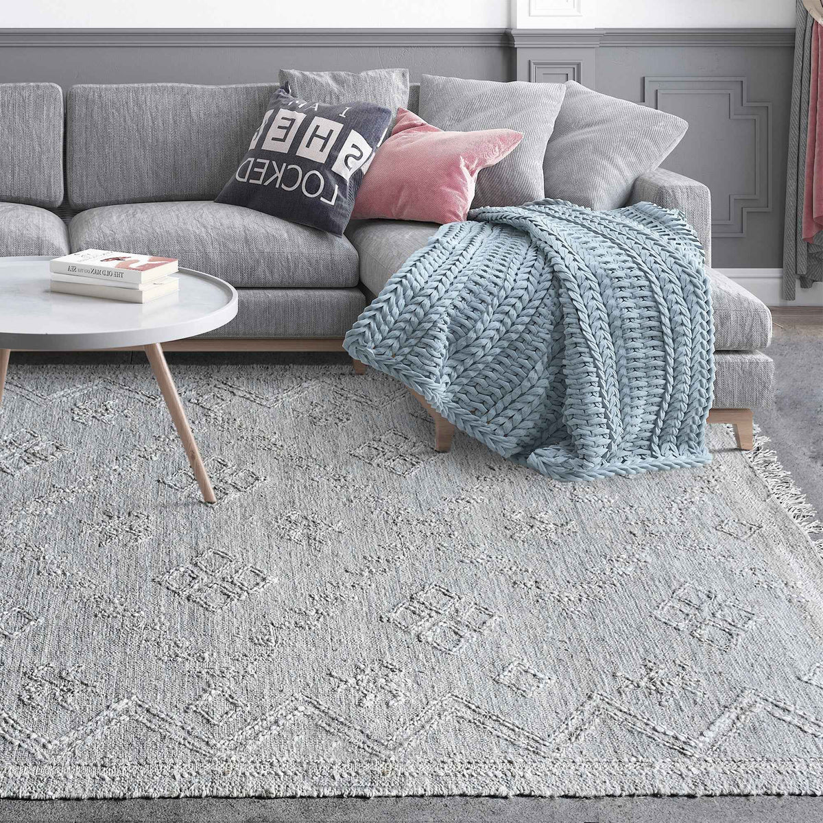 Monolith & Heart Ingavi Punja Hand-Woven Hemp & Wool Rug, Light Grey