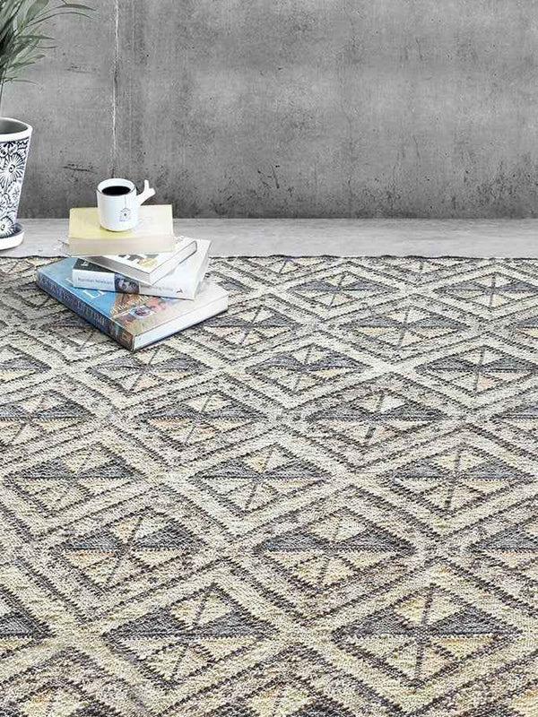 JAUBERT RUG - HEMP