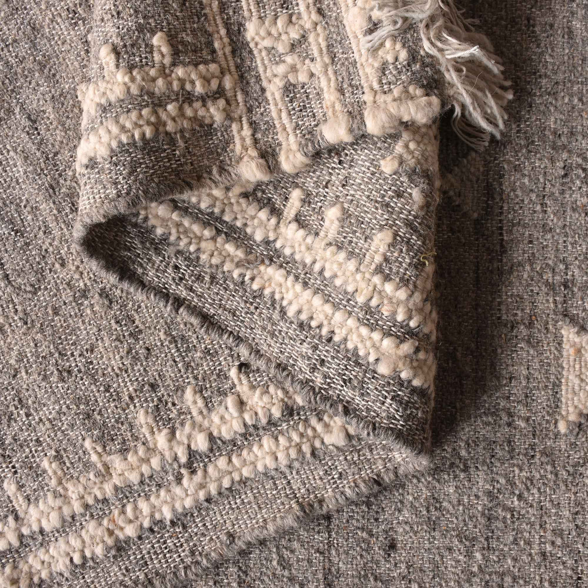 Monolith & Heart Kaladar Punja Kelim Wool Rug, Grey & Natural White