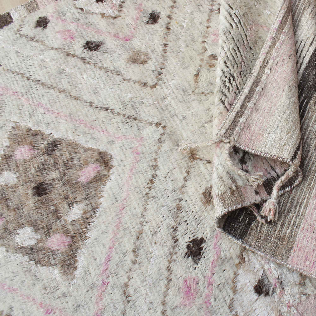 KEILA RUG - WOOL VISCOSE BLEND