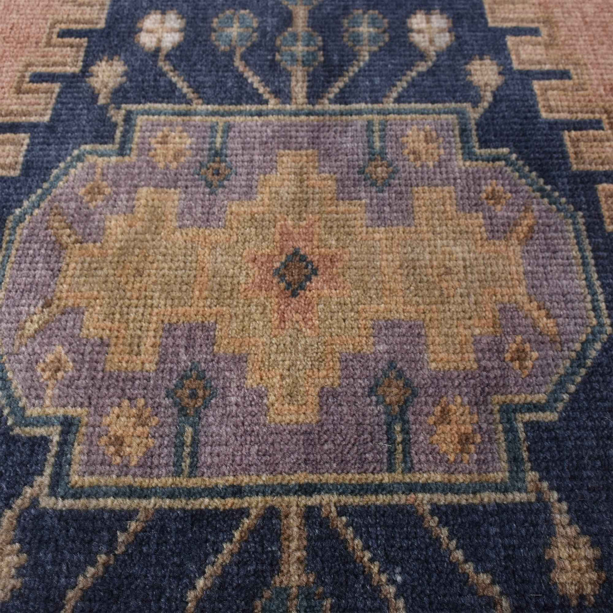 MAJAN RUG - WOOL