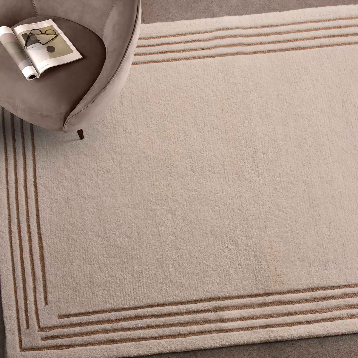 Monolith & Heart Mangin Hand-Tufted New Zealand Wool & Jute Rug, Natural White & Natural