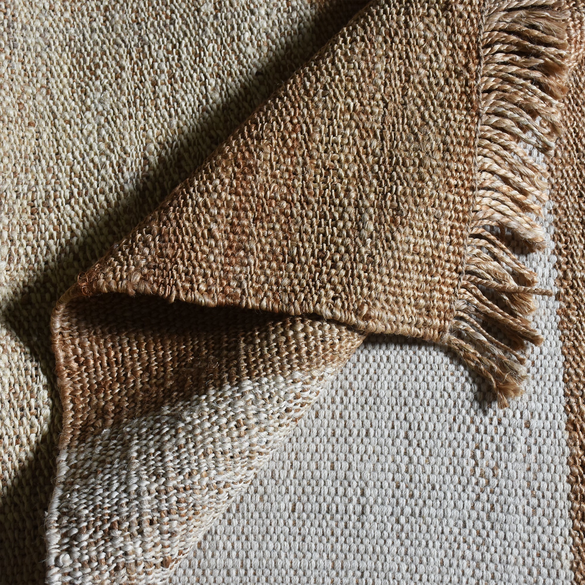 Area Rug, Bedroom Rug, Living Room Rug, Living Area Rug, Indian Rug, Office Carpet, Office Rug, Shop Rug Online, Hemp, Wool, Natural, Natural White, Jaquard Durry, Flat Weave, Intricate