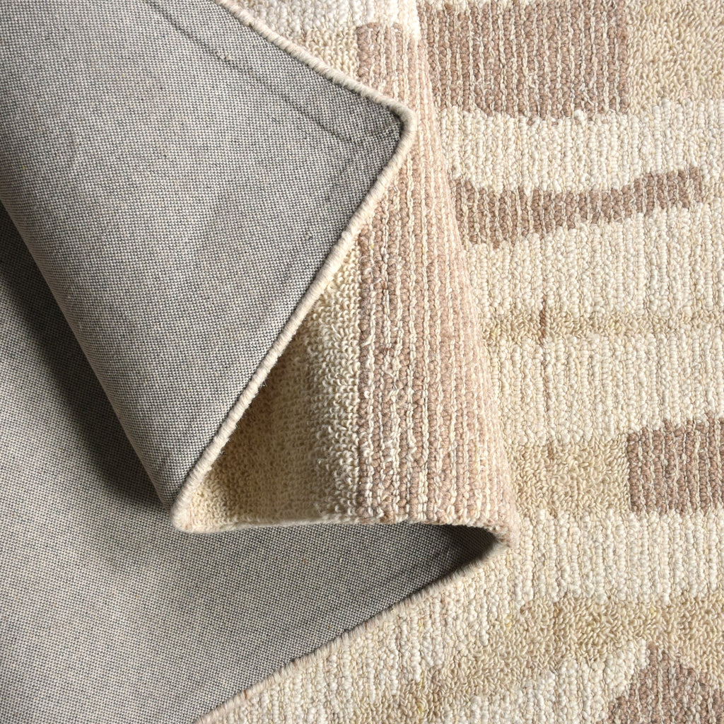 MLAVA RUG - IVORY/ BEIGE - WOOL - HAND WOVEN, OVER TUFTED