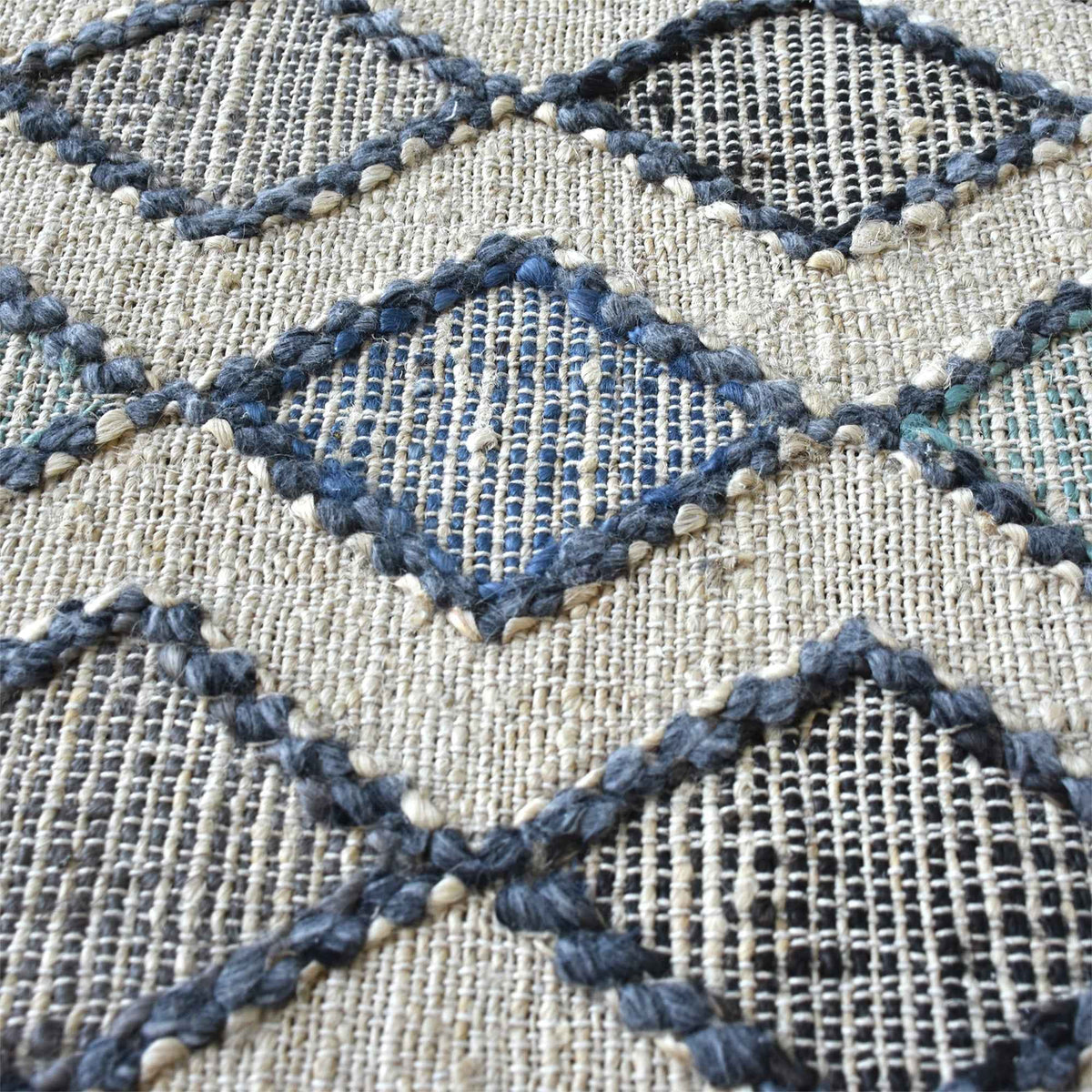 OVRIA RUG - HEMP/ PET