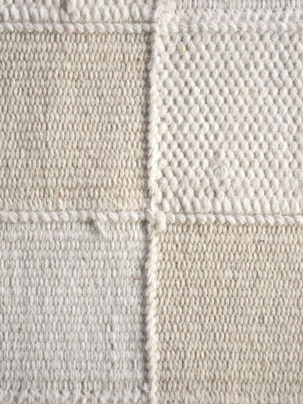 RABACCA RUG - IVORY - HAND WOVEN - WOOL