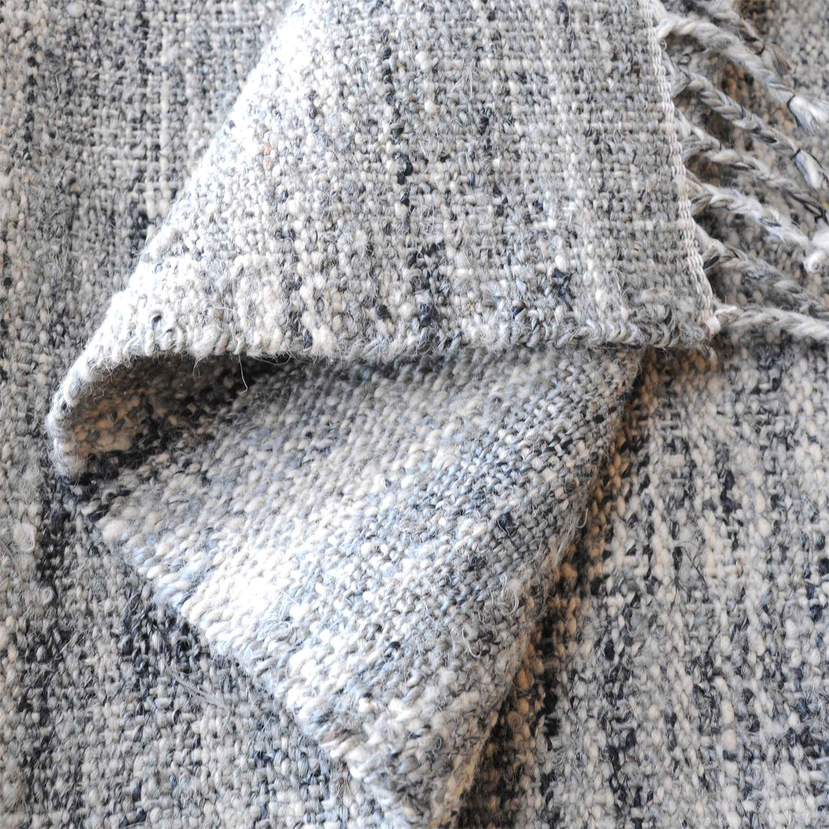 Monolith & Heart Rafina Hand-Woven Jute & Hemp Rug, Grey