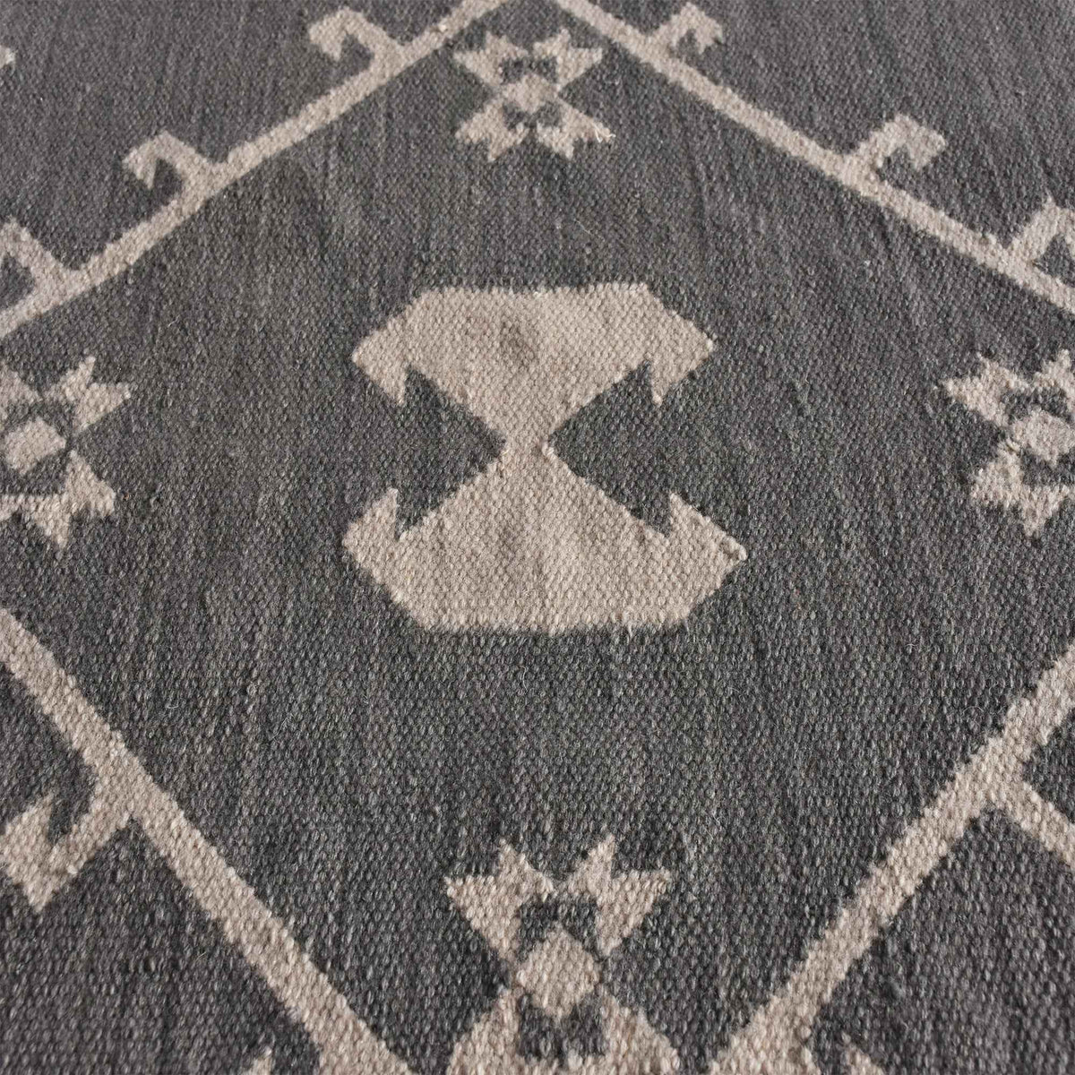 Monolith & Heart Saldus Punja Hand-Woven New Zealand Wool Rug, Grey & Beige
