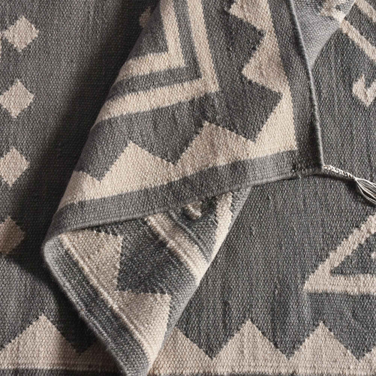 Monolith & Heart Saldus Punja Hand-Woven New Zealand Wool Rug, Grey & Beige