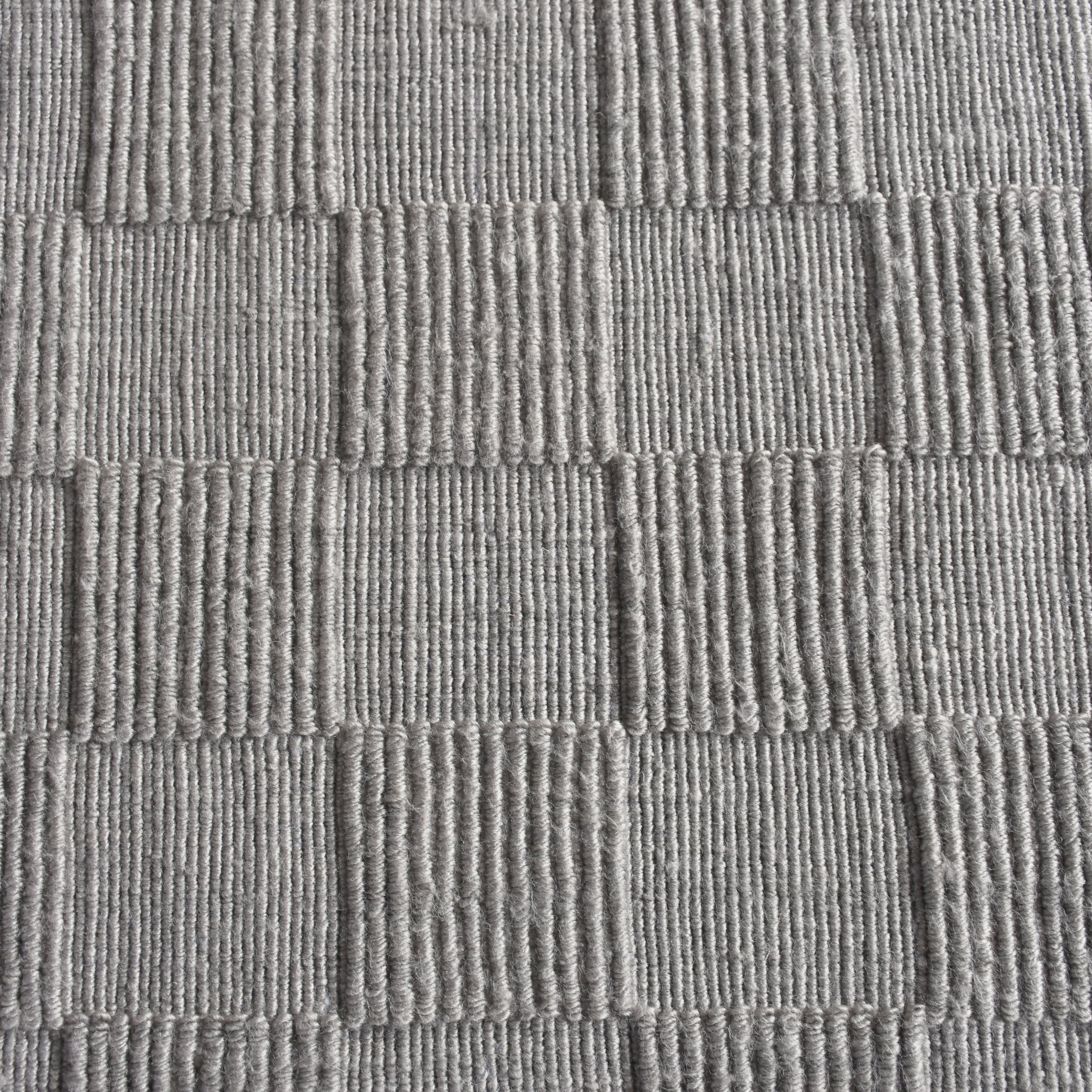SAMPAN RUG - GREY - HAND WOVEN - PET