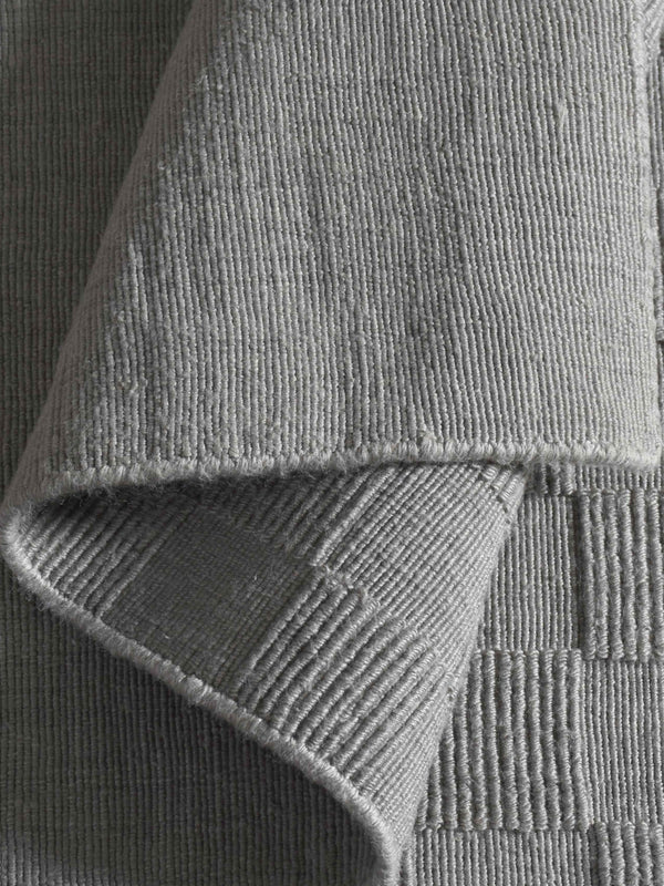 SAMPAN RUG - GREY - HAND WOVEN - PET