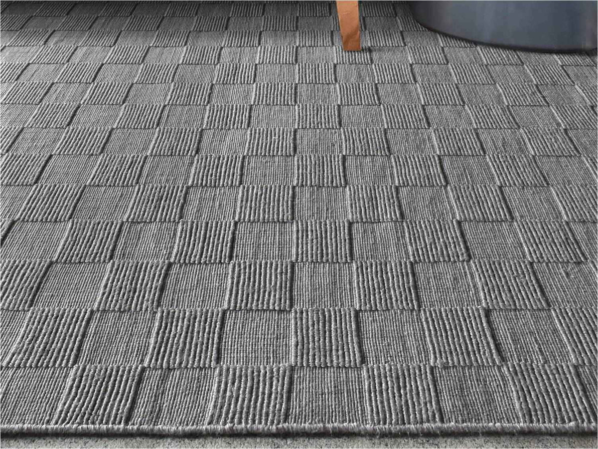 Monolith & Heart Sampan Hand-Woven Recycled PET Rug, Grey