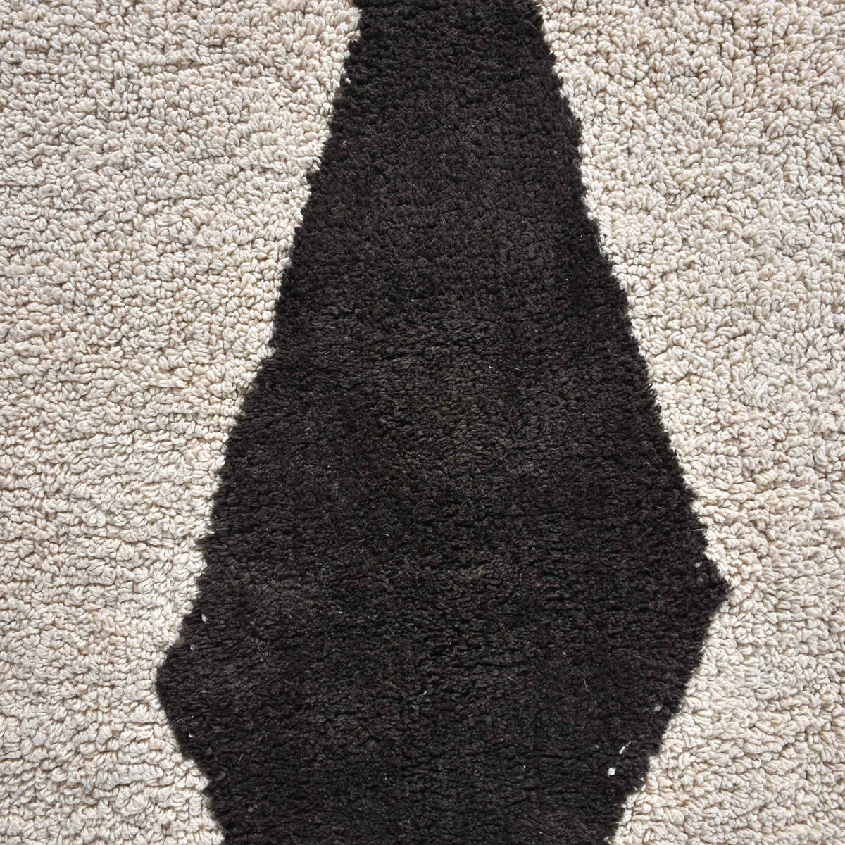 Monolith & Heart Sarata Table Tufted Cotton Rug, Ivory/Charcoal
