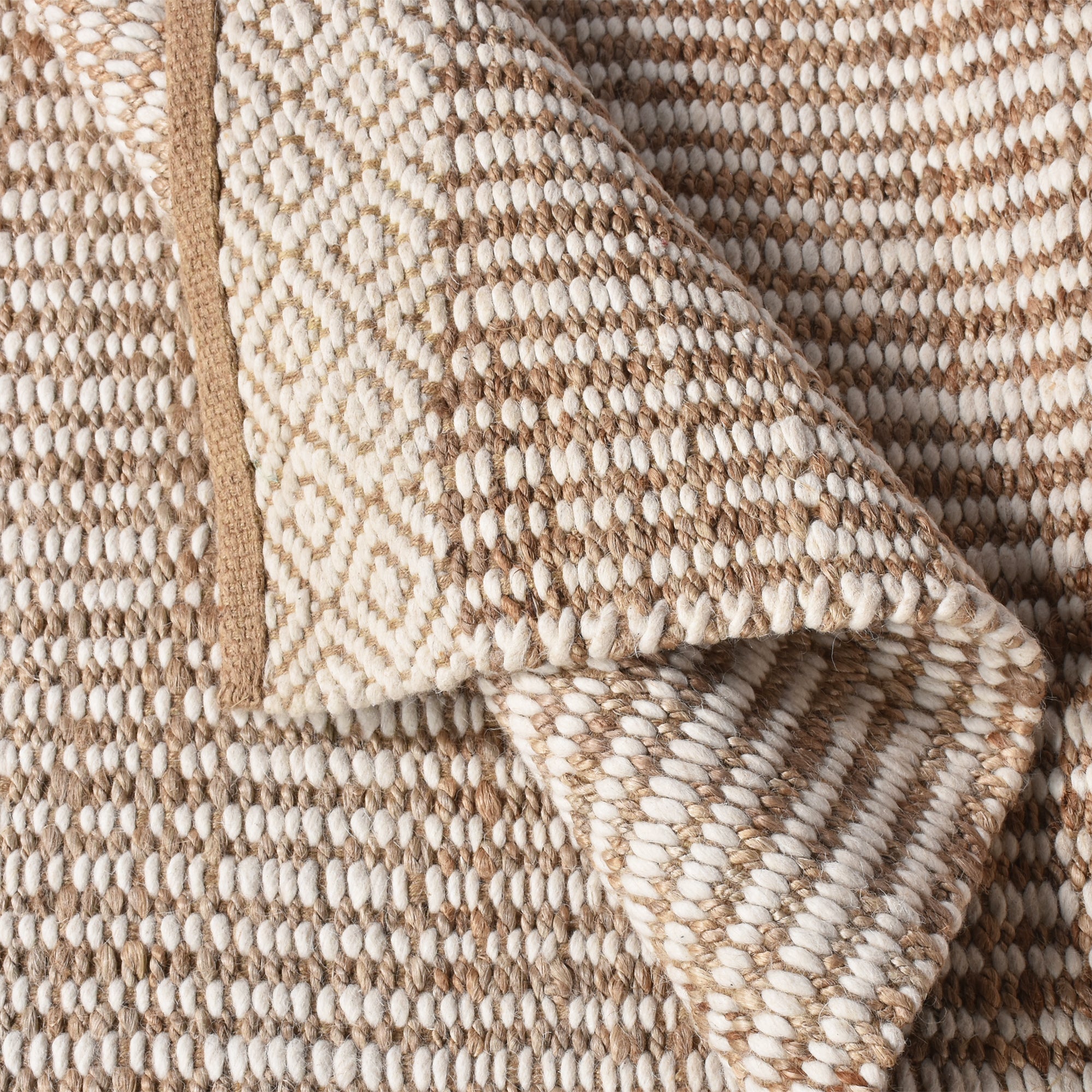 Area Rug, Bedroom Rug, Living Room Rug, Living Area Rug, Indian Rug, Office Carpet, Office Rug, Shop Rug Online, Jute, Wool, Natural, Natural White, Pitloom, Flat Weave, Natural