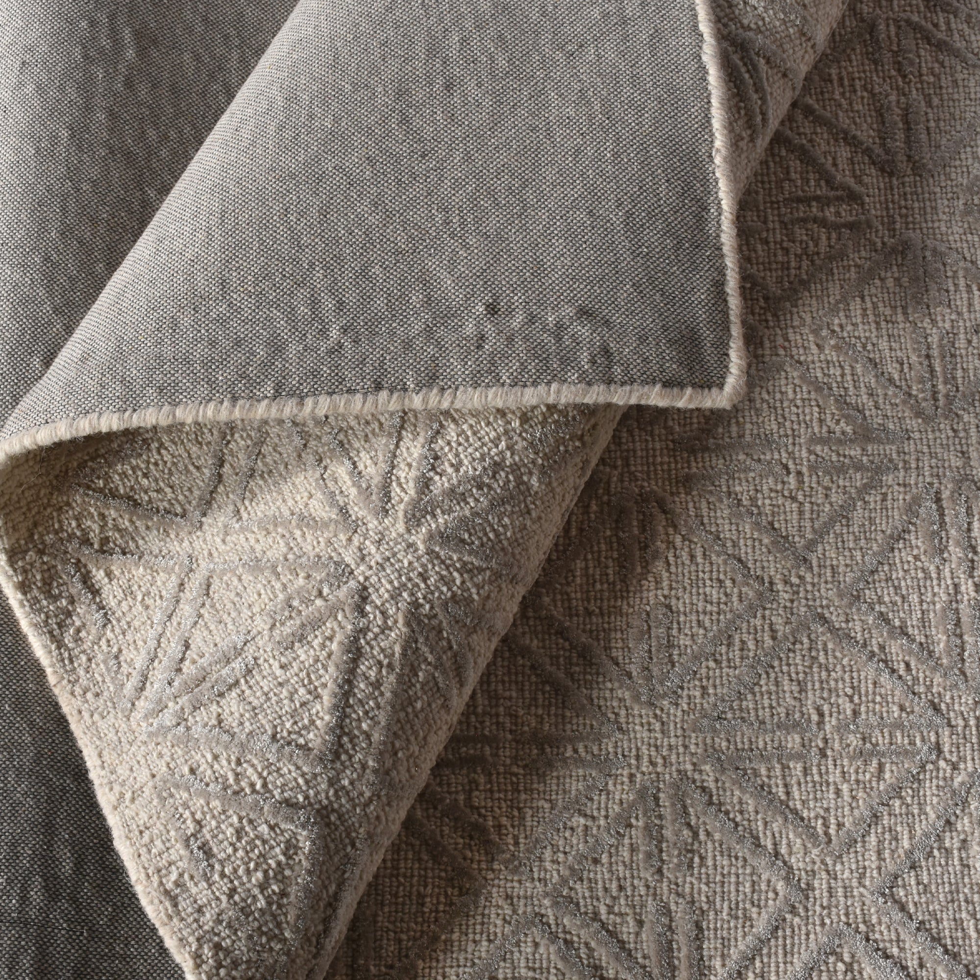 WYATT RUG - WOOL/ VISCOSE