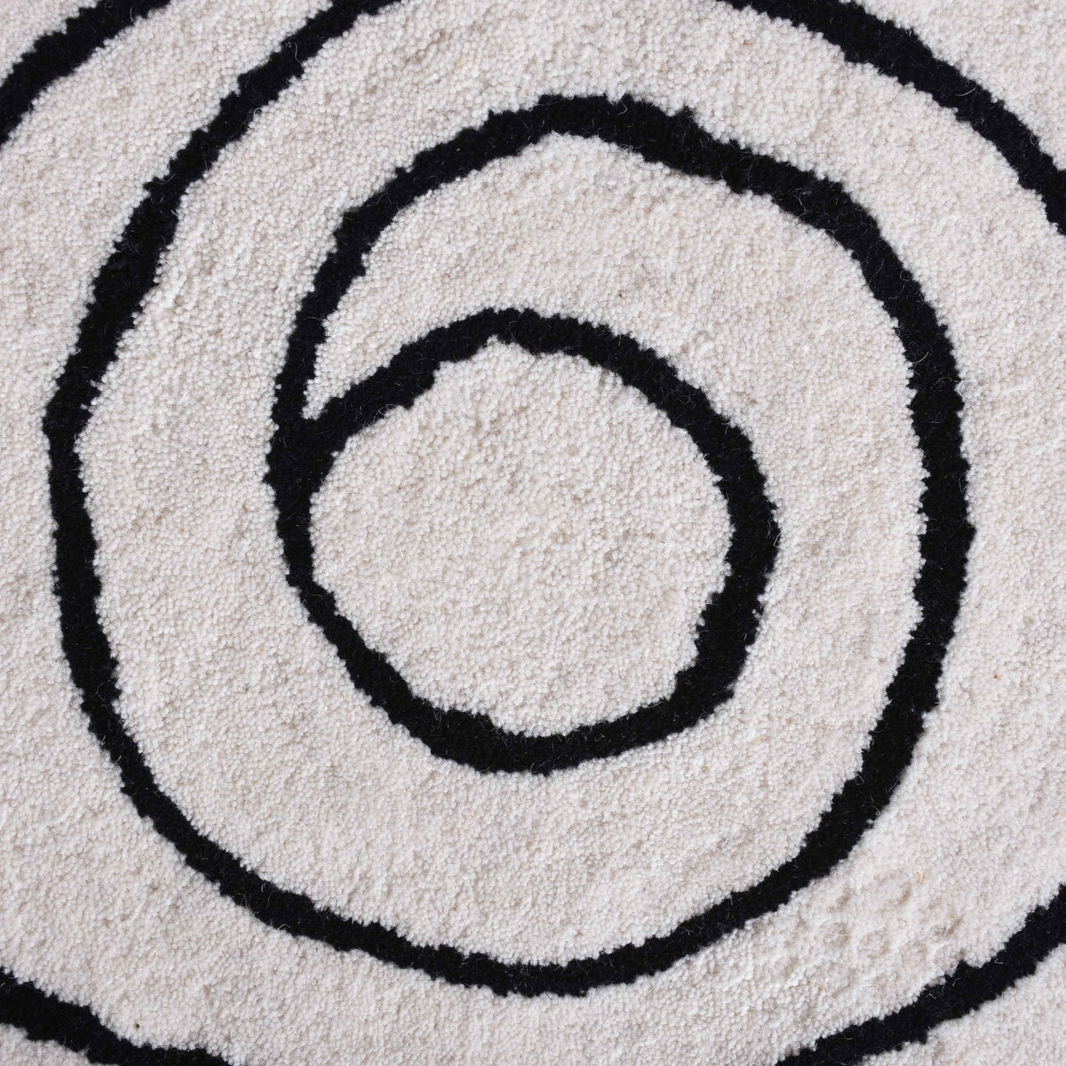 Monolith & Heart Melur Hand-Tufted Wool Rug, Ivory & Charcoal
