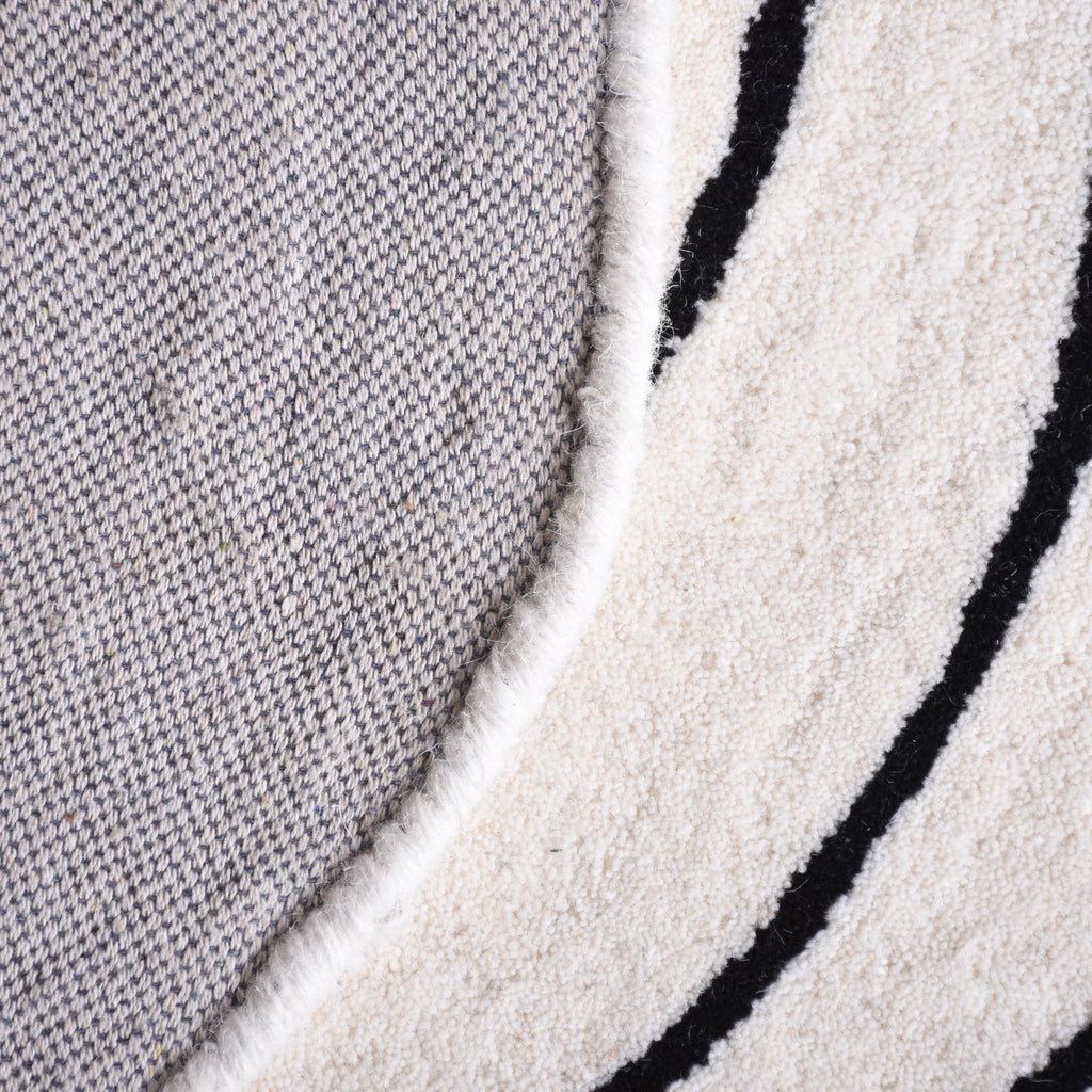 MELUR RUG - IVORY/CHARCOAL - HAND TUFTED - WOOL