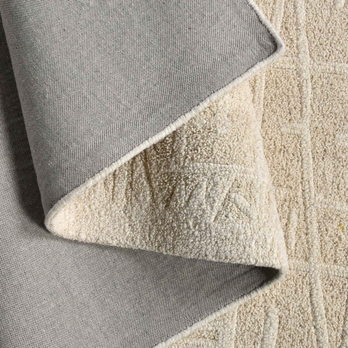 Monolith & Heart Vlasina Hand-Woven & Over-Tufted Wool Rug, Ivory